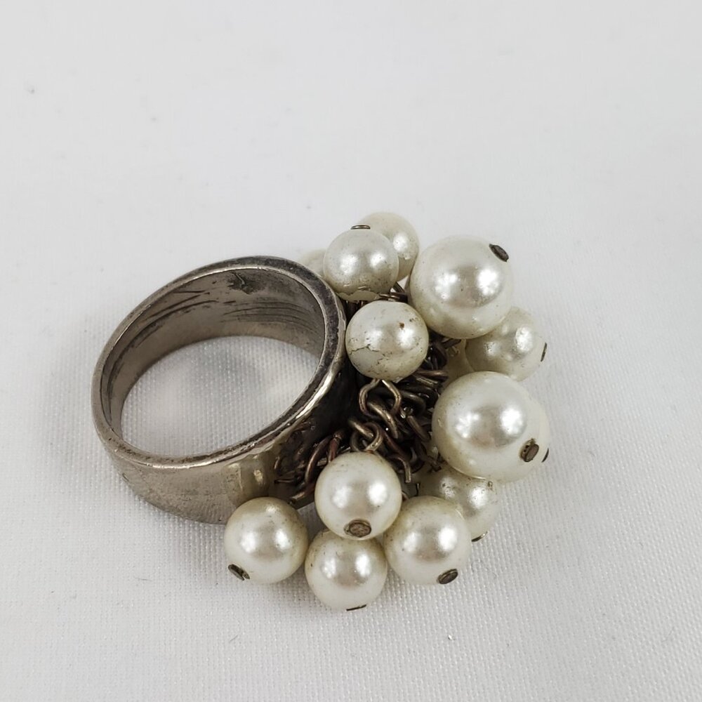 White Imitation Pearl Bead Cluster Ring Sz 7